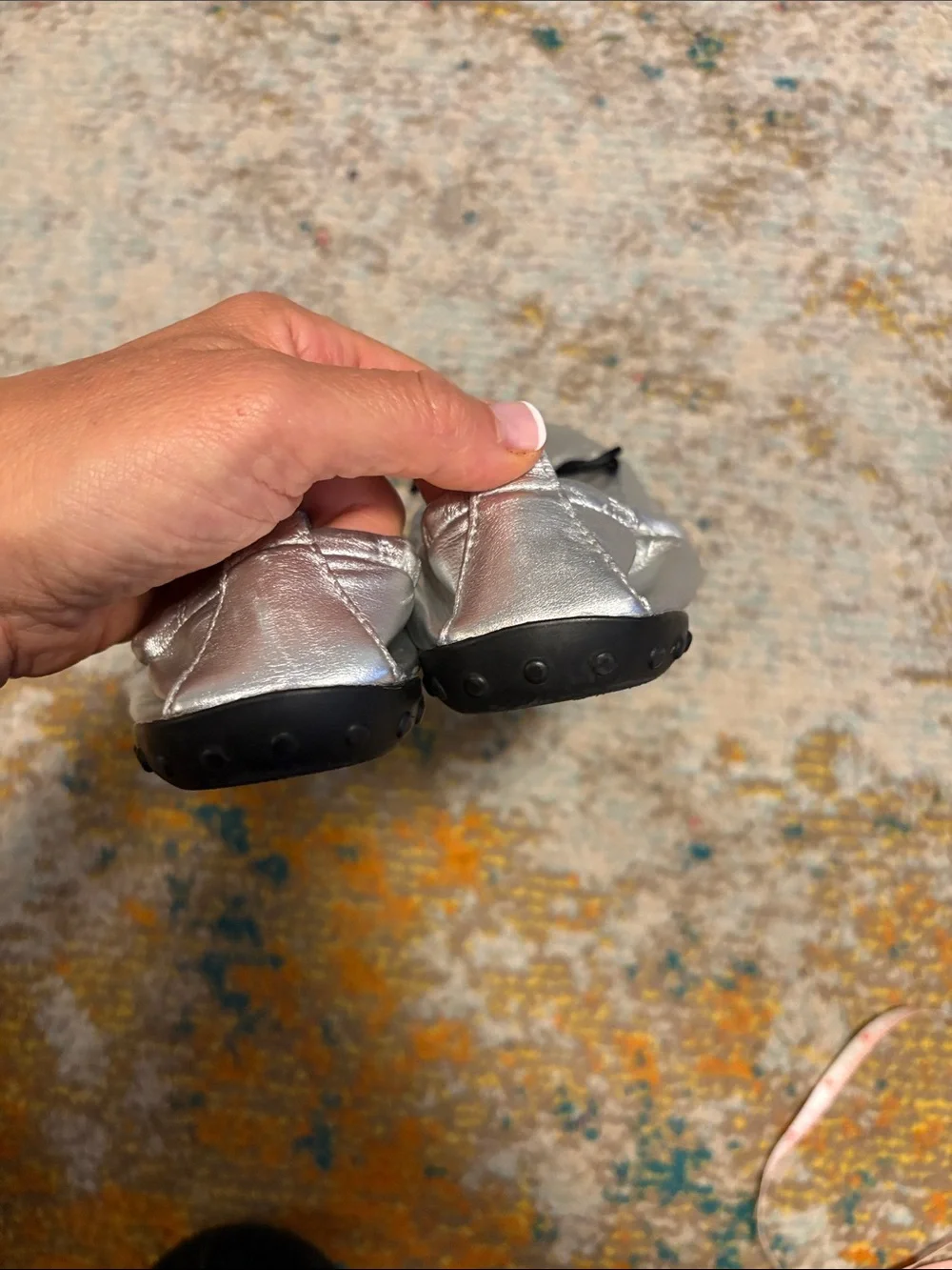 Tod’s silver flats